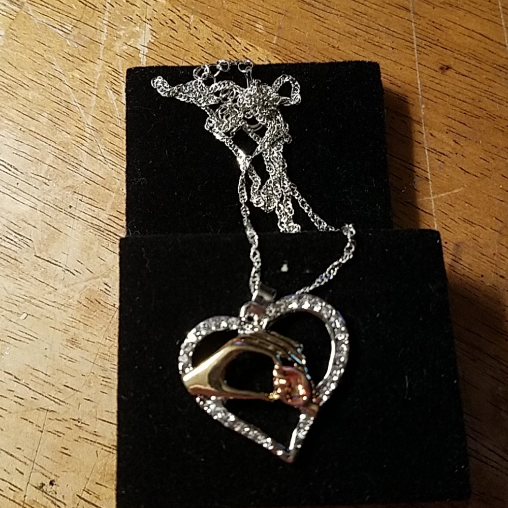 Mothers Holding Child Hand Heart 20 Silver Tone Mom 12$
